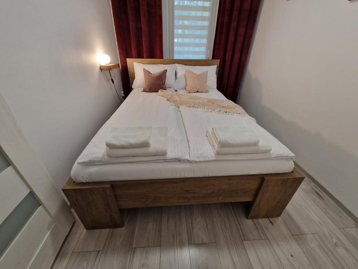 Apartament W Srodmiesciu ซาน็อค ภายนอก รูปภาพ